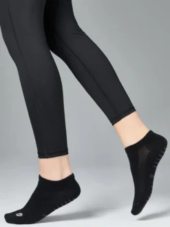 Brandy Sneaker Socken für Yoga und Pilates