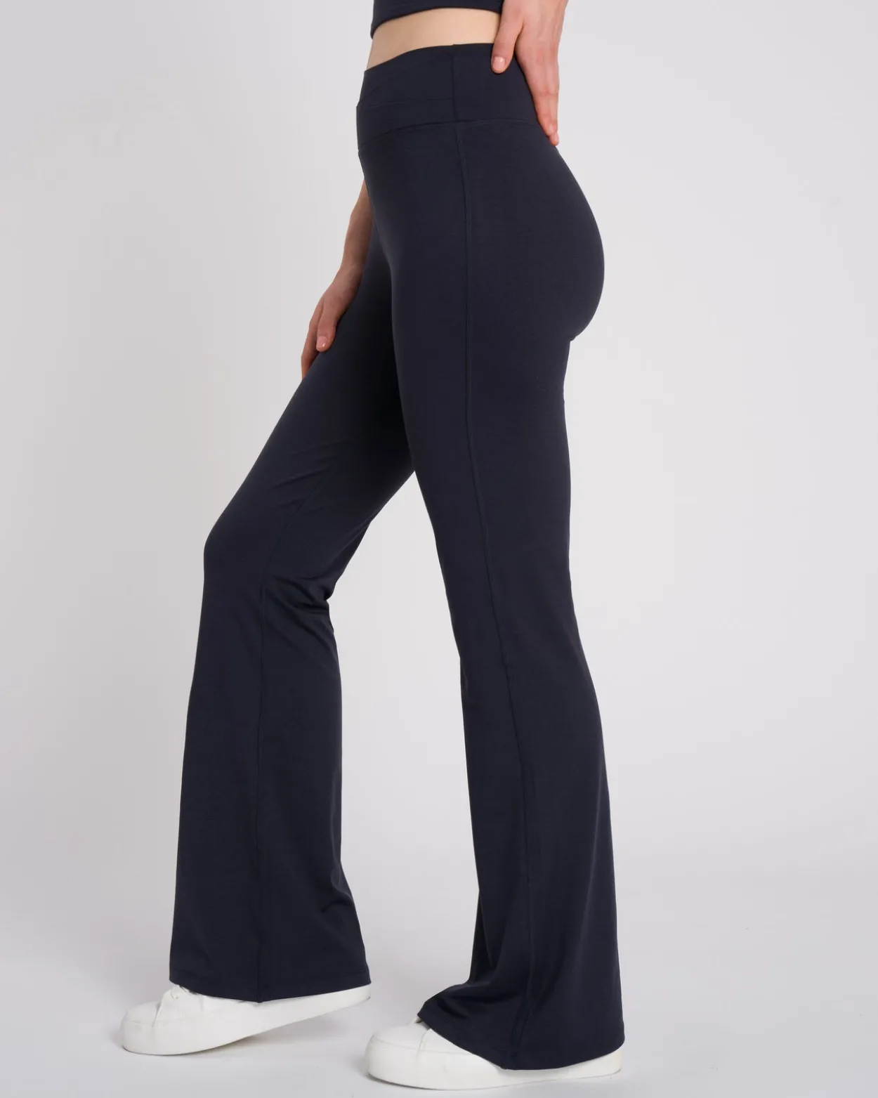 Dahlia Flared Leggings
