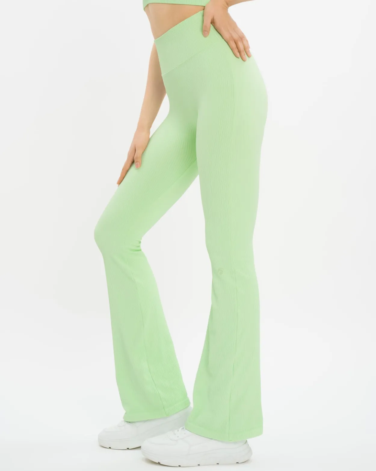 Maya Flared Leggings